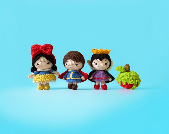 Snow White & the Seven Dwarfs Set (Availability Status: Made to Order)